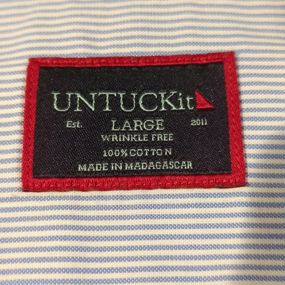 Men's L UNTUCKit Bordeaux Shirt - Picture 3 of 6